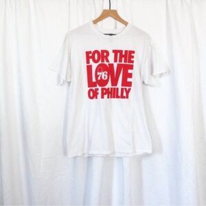 Philadelphia 76ers Men's For the Love of Philly Shirt Sleeve Tee Large